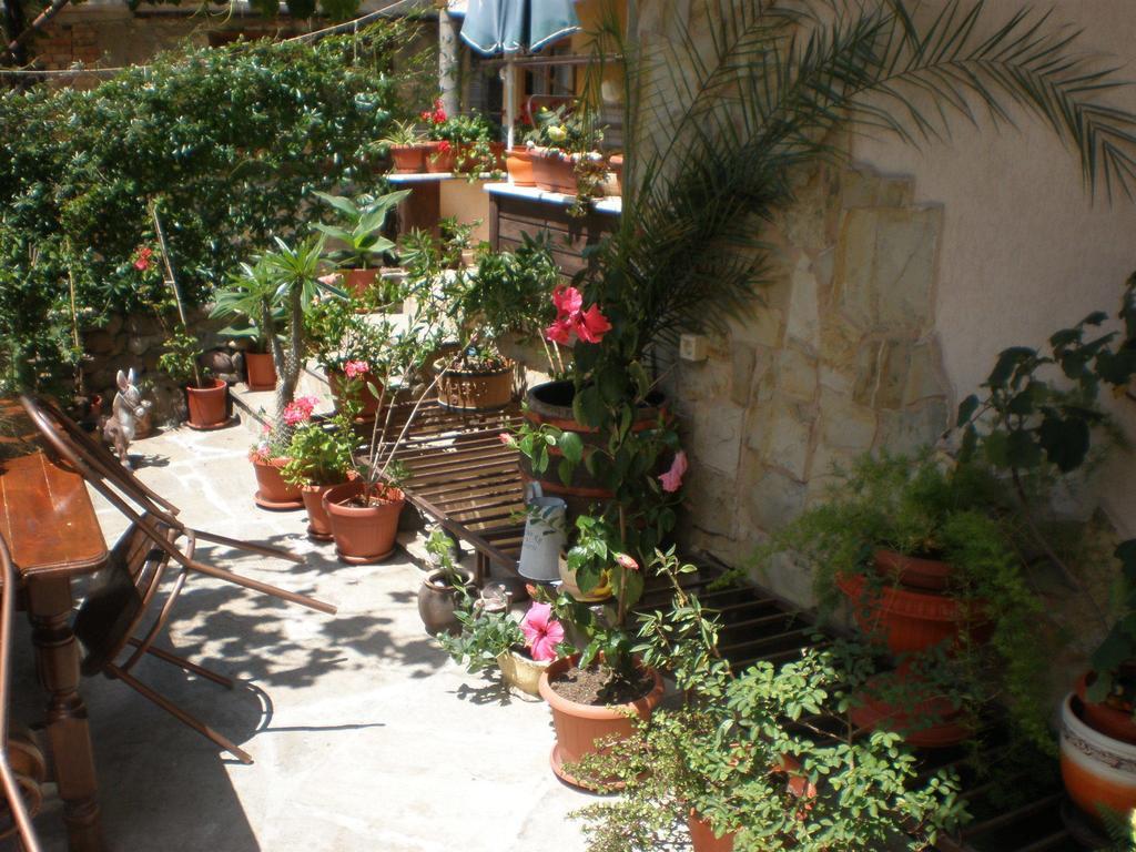 Family Hotel Emilia Sozopol Ngoại thất bức ảnh